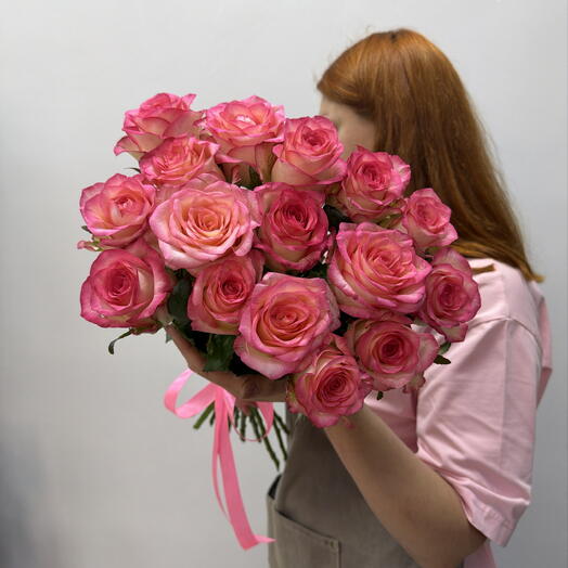 15 нежных роз Джумилия 💞