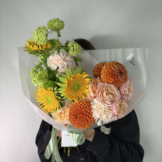 Сборный букет «Яркий сентябрь» от XOFLOWERS