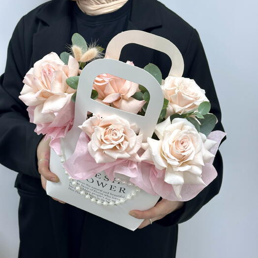 Композиция с нежной французской розой🌸