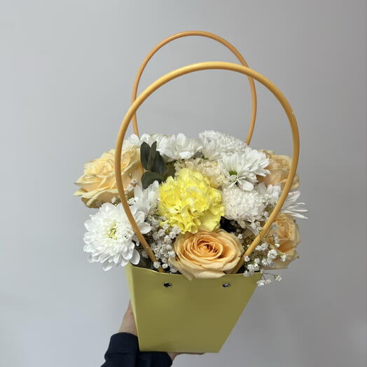 Композиция с розами 🧡
