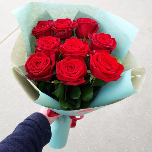 Monobuket de rosas en la elaboración