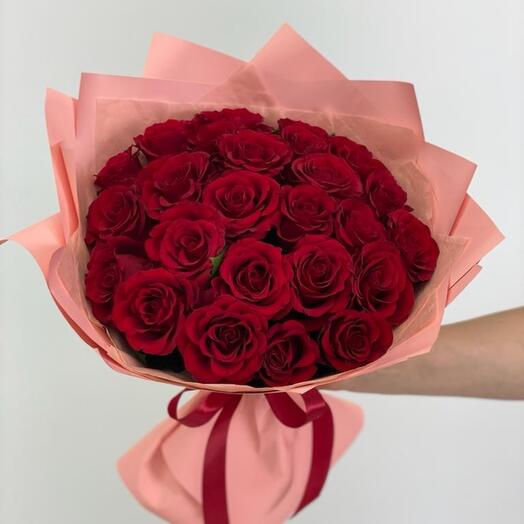 25  красных роз