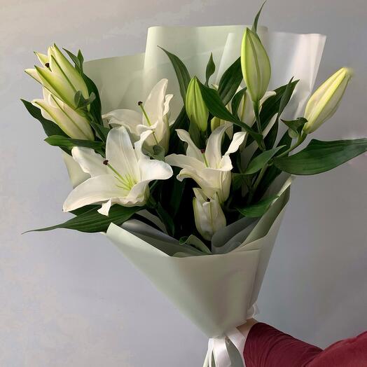 Монобукет из лилий