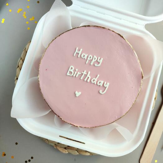 Нежный розовый бенто торт на день рождения