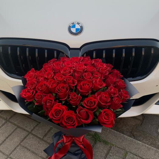 51 Rosas Rojas Premium Victory Holland