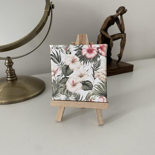 Мини мольберт с картиной из пальм и цветов на белом фоне