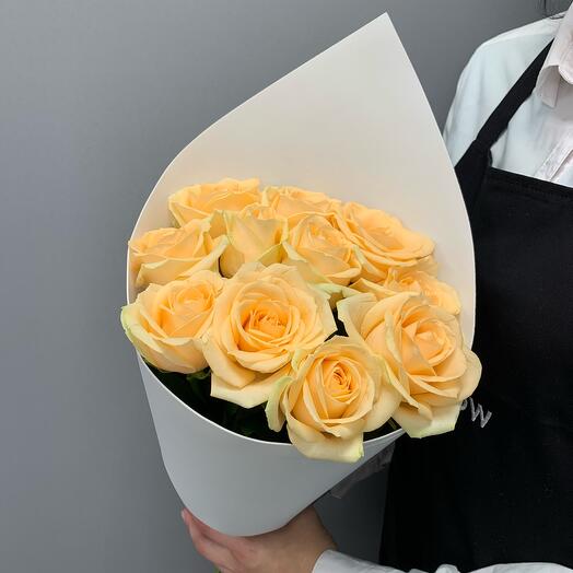 Ramo de rosas "Peach Avalange"