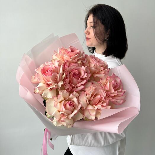 Букет из 7 «французских» розовых роз