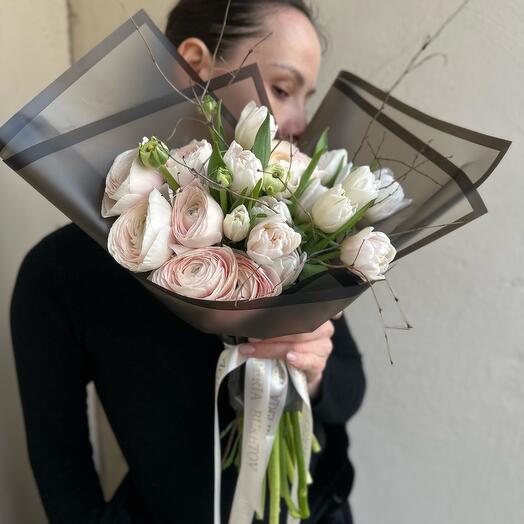 Цветы; Букет из тюльпанов;