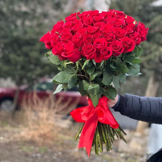 Red roses 51