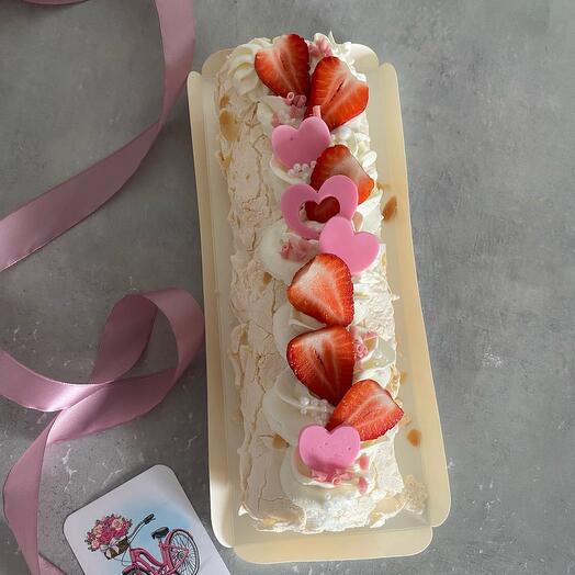 Меренговый рулет клубничный