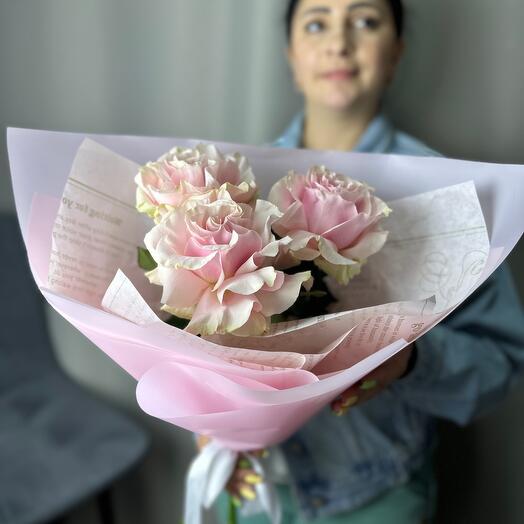 Букет из кружевных роз