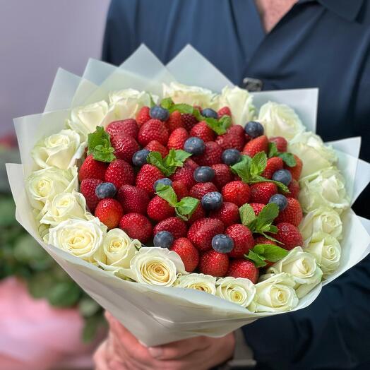 Букет  из кулубника