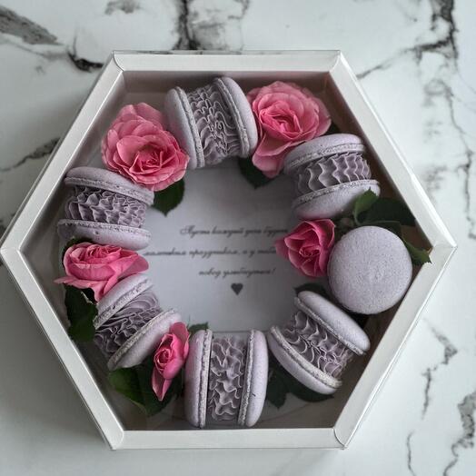 Венок из Макаронс