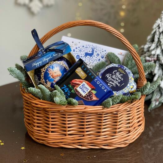 Подарочный набор корзина