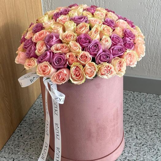 Композиция из 101 розы микс
