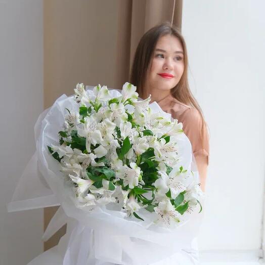 Букет из 11 альстромерий