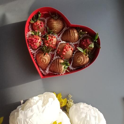 Клубника в бельгийском шоколаде Сердце