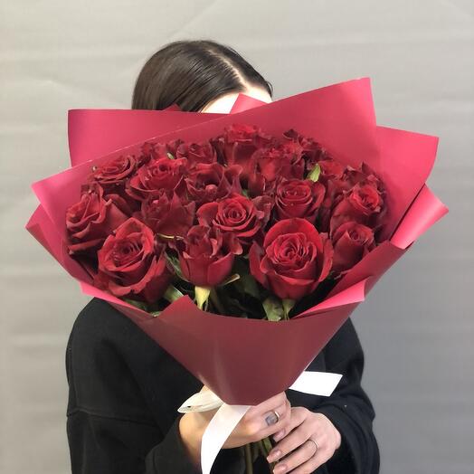 19 Красных Роз DR015339