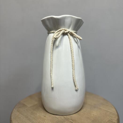 Ваза кувшин белый