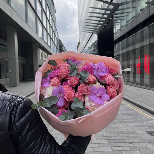 Joyful bouquet