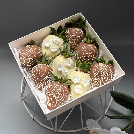Fresas cubiertas de chocolate, 9 bayas, 2 chocolates