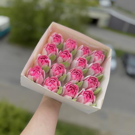 Цветы из зефира в коробке 20х20