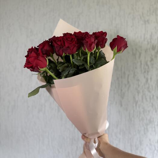 Розы красные