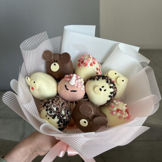 Детский букет из клубники Зверятя