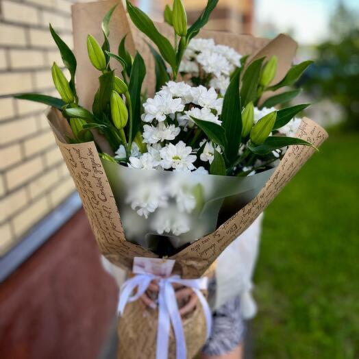 Лилии