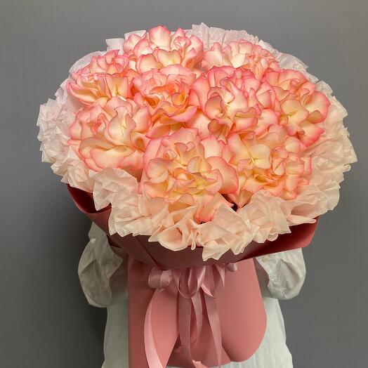 Букет из французских роз 9 штук