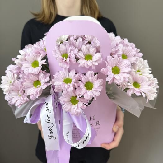 Сиреневые хризантемы в сумочке 💜