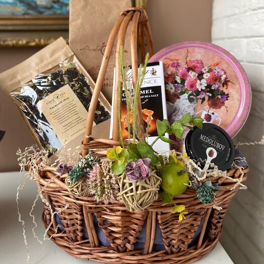 Подарочная корзина «Primavera»