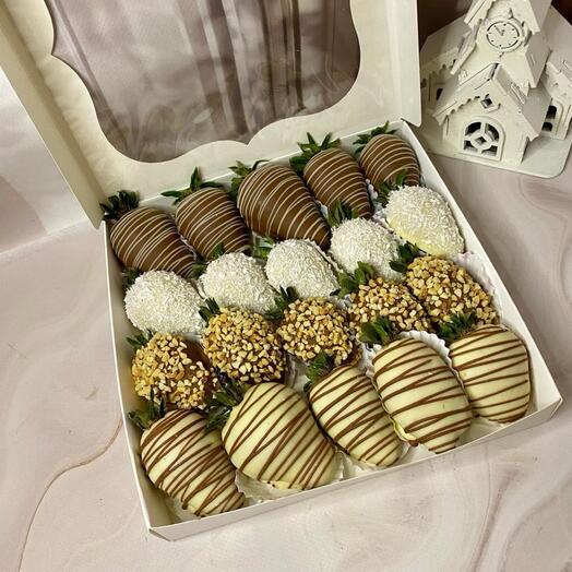 Клубника в шоколаде «Sweet Feeling»