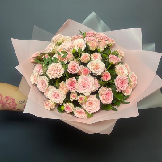 Букет из кустовых роз Аэробик