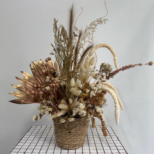 Кашпо из сухоцветов