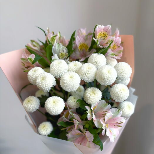 Розовый яркий лёгкий любимой девушка воздушный букет стойкий