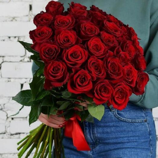 Bouquet of 25 red roses Explorer 50 cm Ecuador
