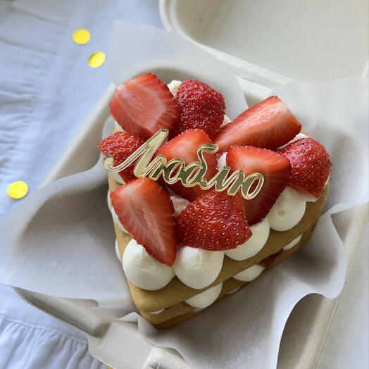 Медовый бенто-торт с клубникой🍓/подарок для любимой девушки, мамы, бабушки, мужа, папы