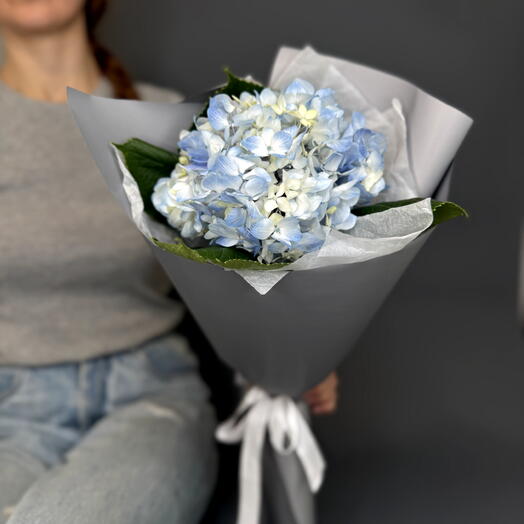 Bouquet "Queen Hydrangea", blue hydrangea