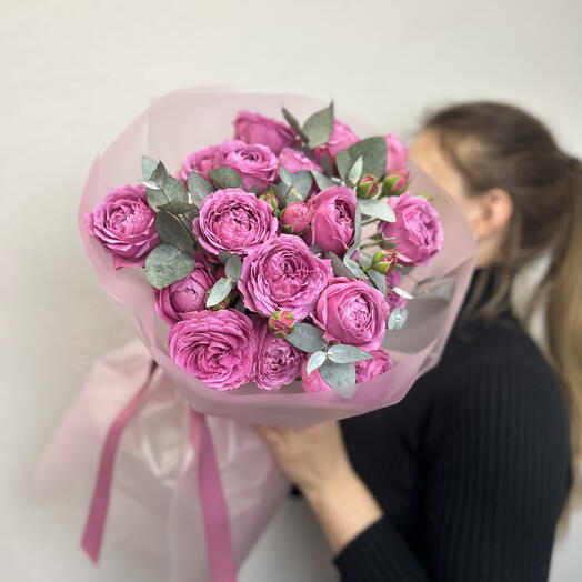 Розовый букет пионовидных роз 🌸