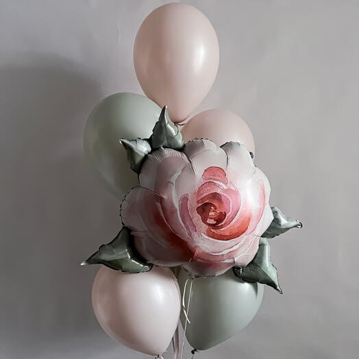 Фонтан из шаров с розой