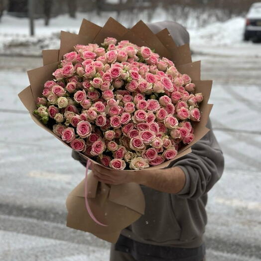 39 розовых кустовых роз 70 см