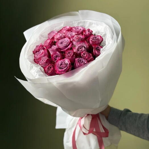 19 фиолетовые розы