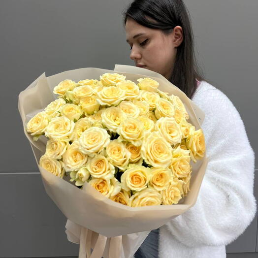 Моно букет из Кустовых Роз Солинеро