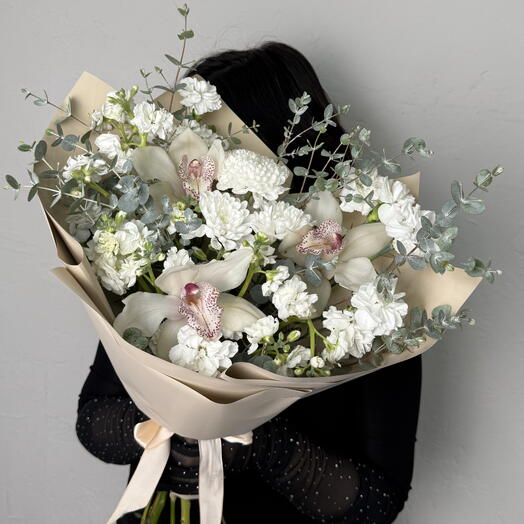 🐰Нежный букет с орхидеями