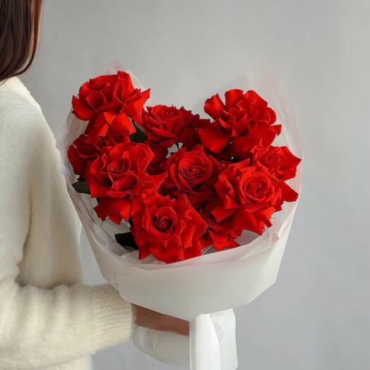 Букет из 13 роз