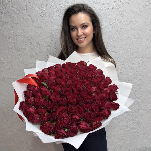 Букет из 101 красной розы «Бархатное сердце»
