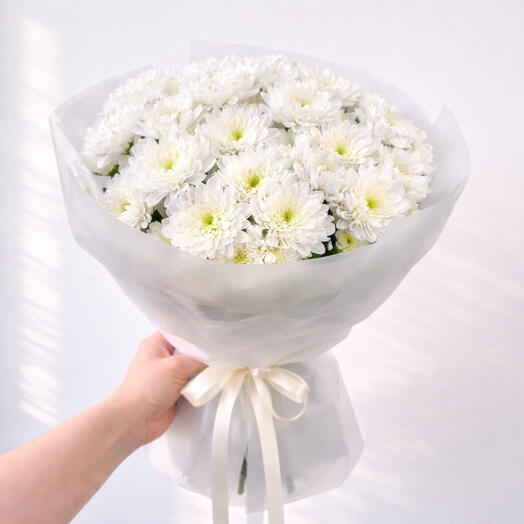 Белоснежная хризантема — монобукет из кустовых хризантем, нежный классический букет