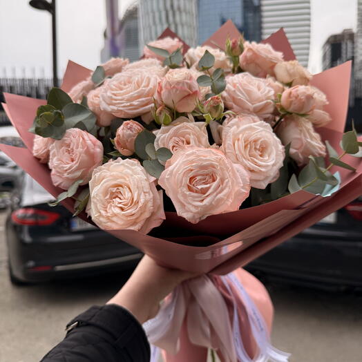 Пионовая роза